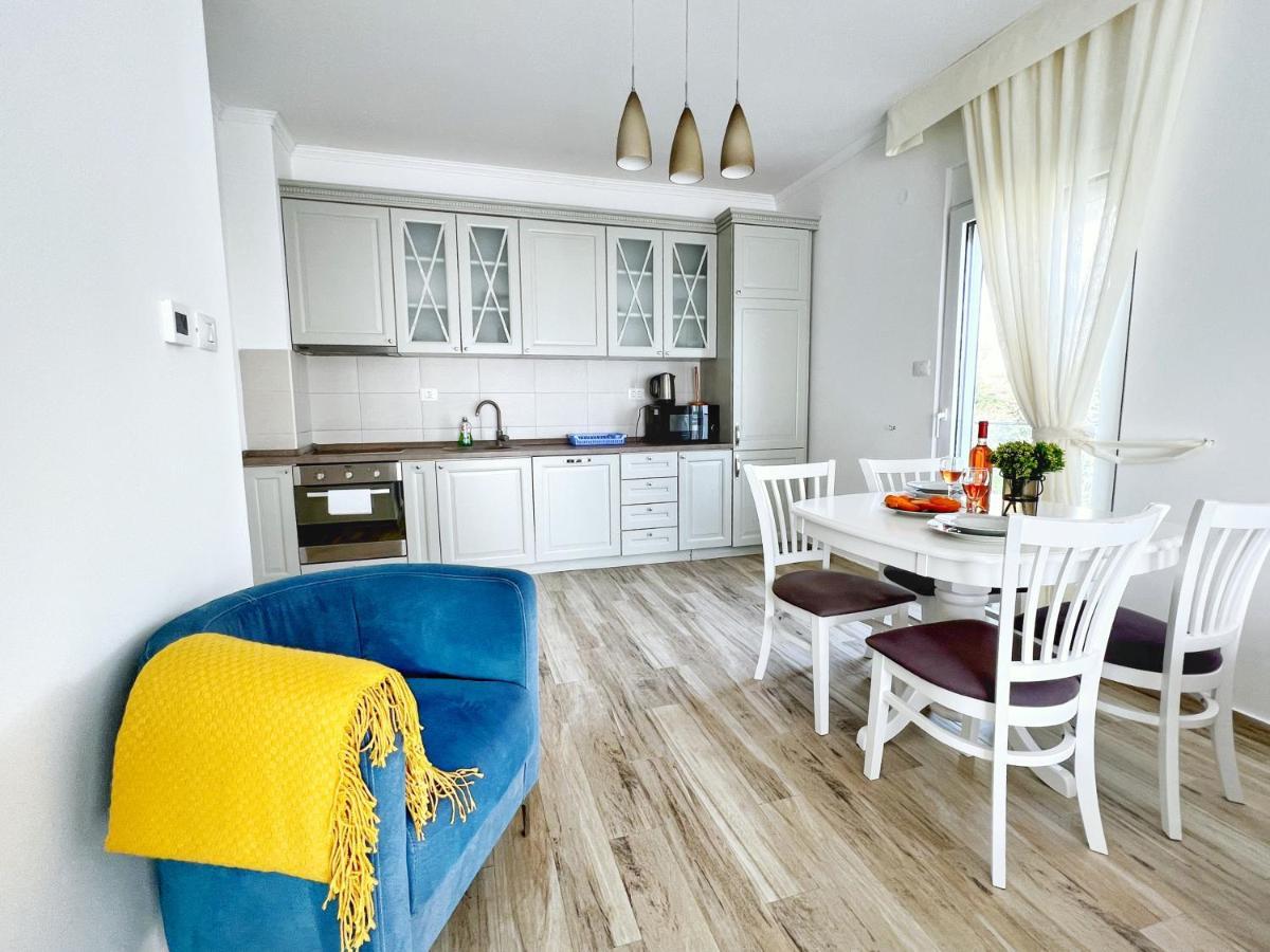Yourhome Beach First Line Dobra Voda Exterior foto